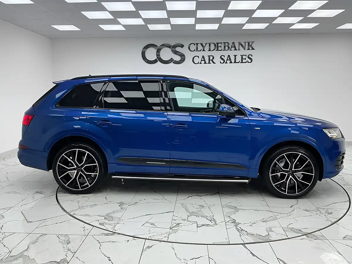 Used 2016 Audi Q7 S Line Sepang Blue - Interior and Exterior details 2