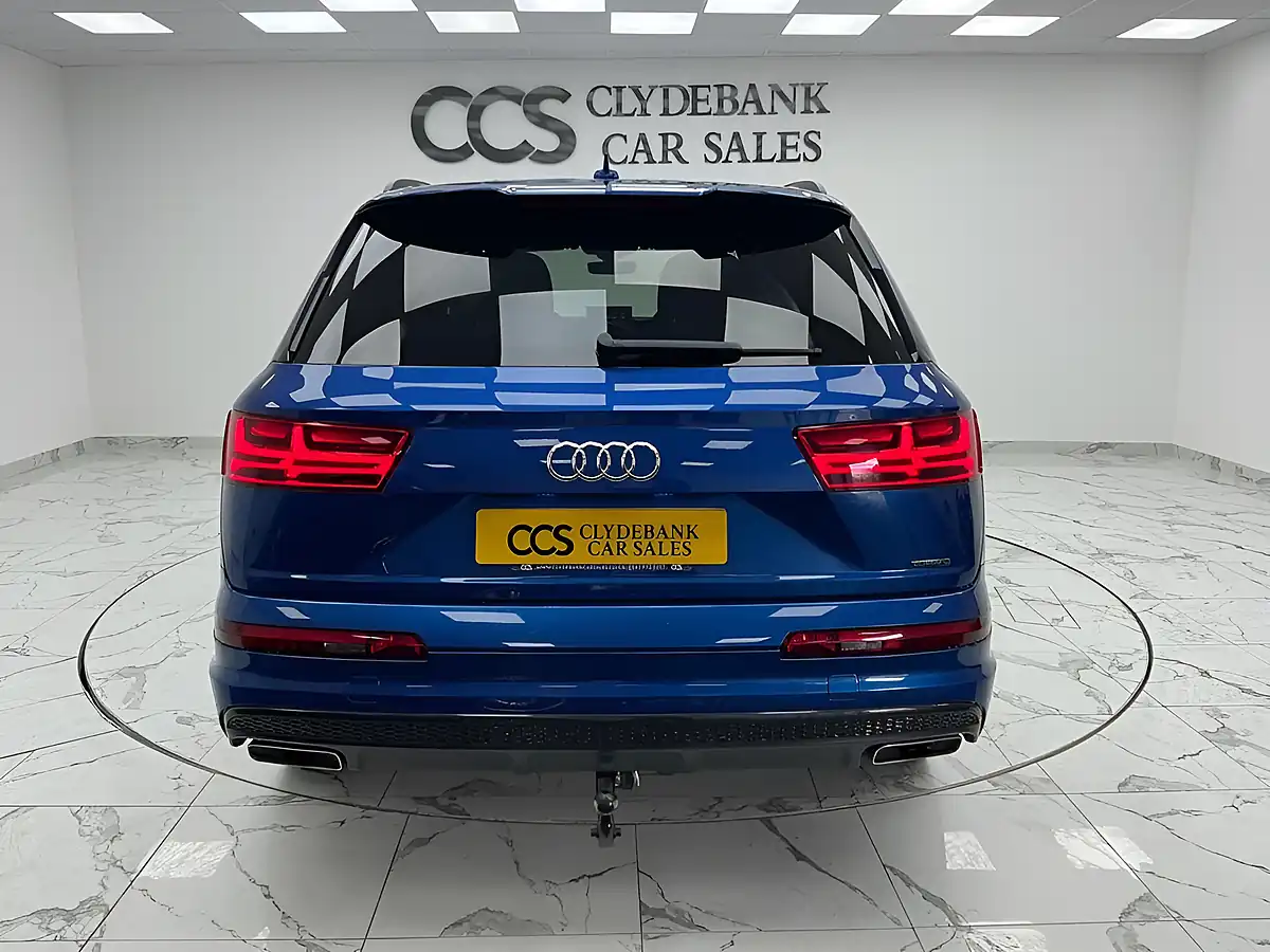 Used 2016 Audi Q7 S Line Sepang Blue - Interior and Exterior details 4