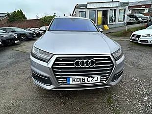Used 2016 Audi Q7 Tiptronic Quattro Silver - Interior and Exterior details 2