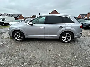Used 2016 Audi Q7 Tiptronic Quattro Silver - Interior and Exterior details 8