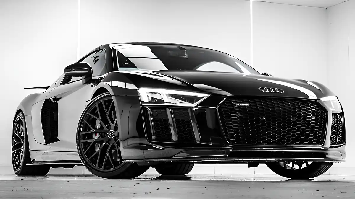 Used 2016 Audi R8 Plus Black - Interior and Exterior details 10