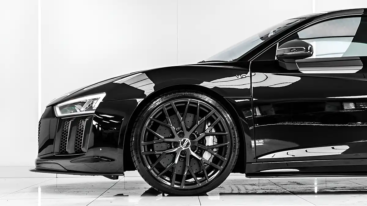 Used 2016 Audi R8 Plus Black - Interior and Exterior details 12