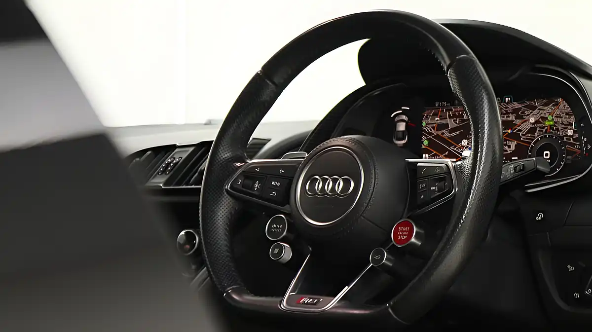 Used 2016 Audi R8 Plus Black - Interior and Exterior details 19