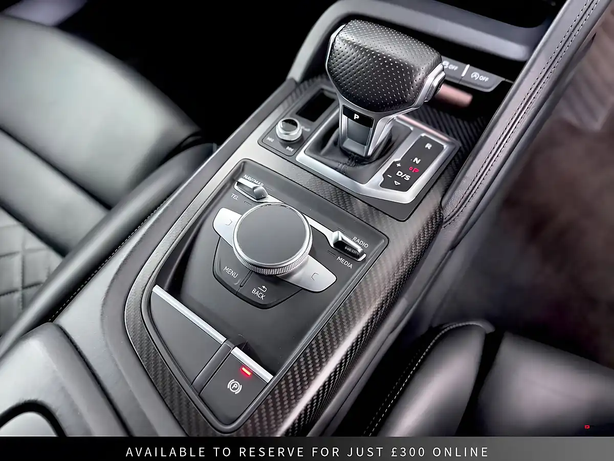 Used 2016 Audi R8 Plus White - Interior and Exterior details 11