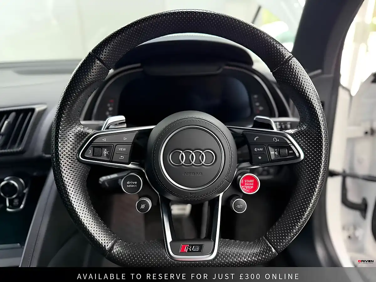 Used 2016 Audi R8 Plus White - Interior and Exterior details 14