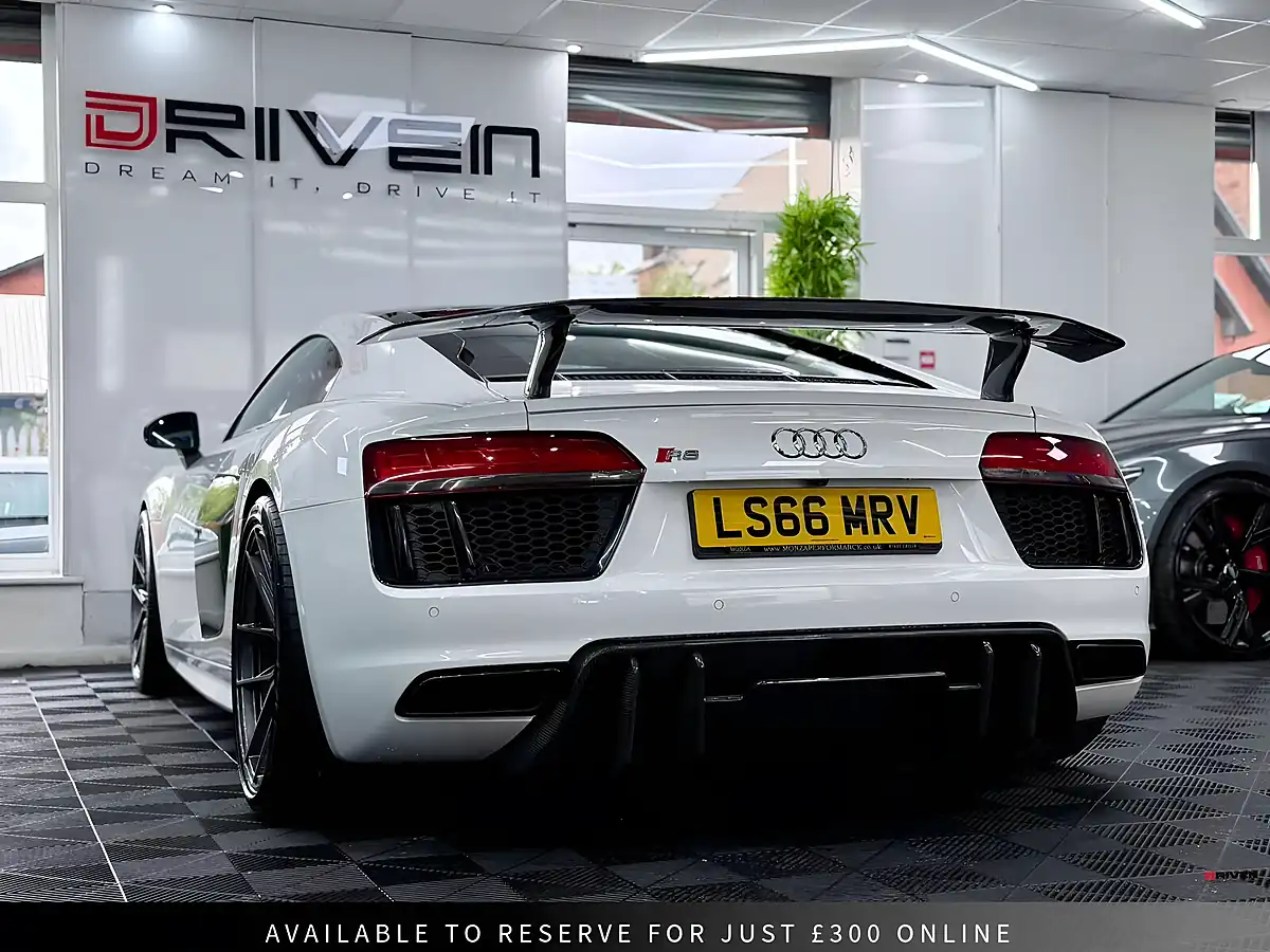 Used 2016 Audi R8 Plus White - Interior and Exterior details 2