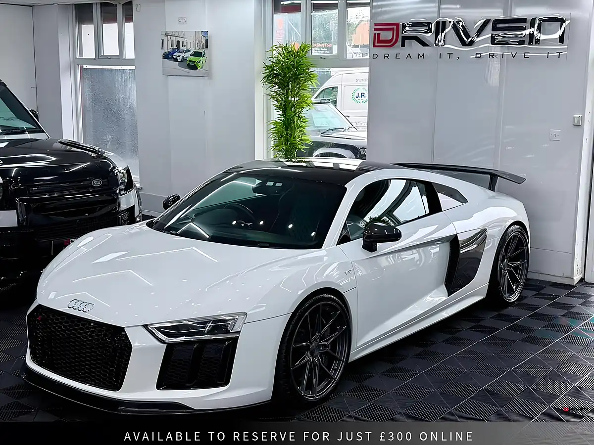 Used 2016 Audi R8 Plus White - Interior and Exterior details 7