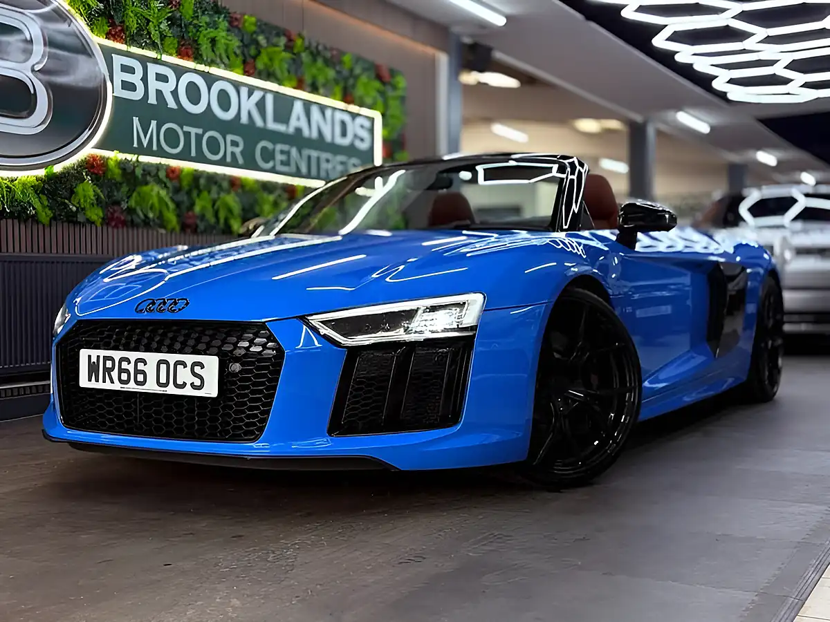 Used 2016 Audi R8 Spyder Quattro [5X Services] Blue - Front View