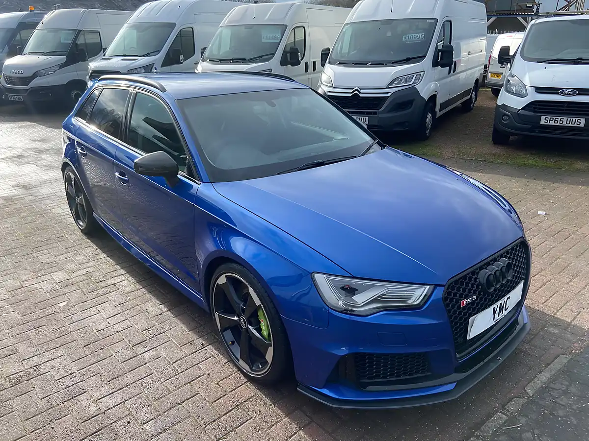 Used 2016 Audi RS3 Sportback S Tronic Quattro Blue - Interior and Exterior details 4