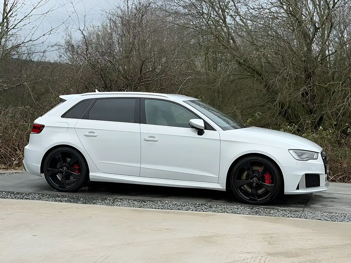 Used 2016 Audi RS3 Sportback White - Interior and Exterior details 5