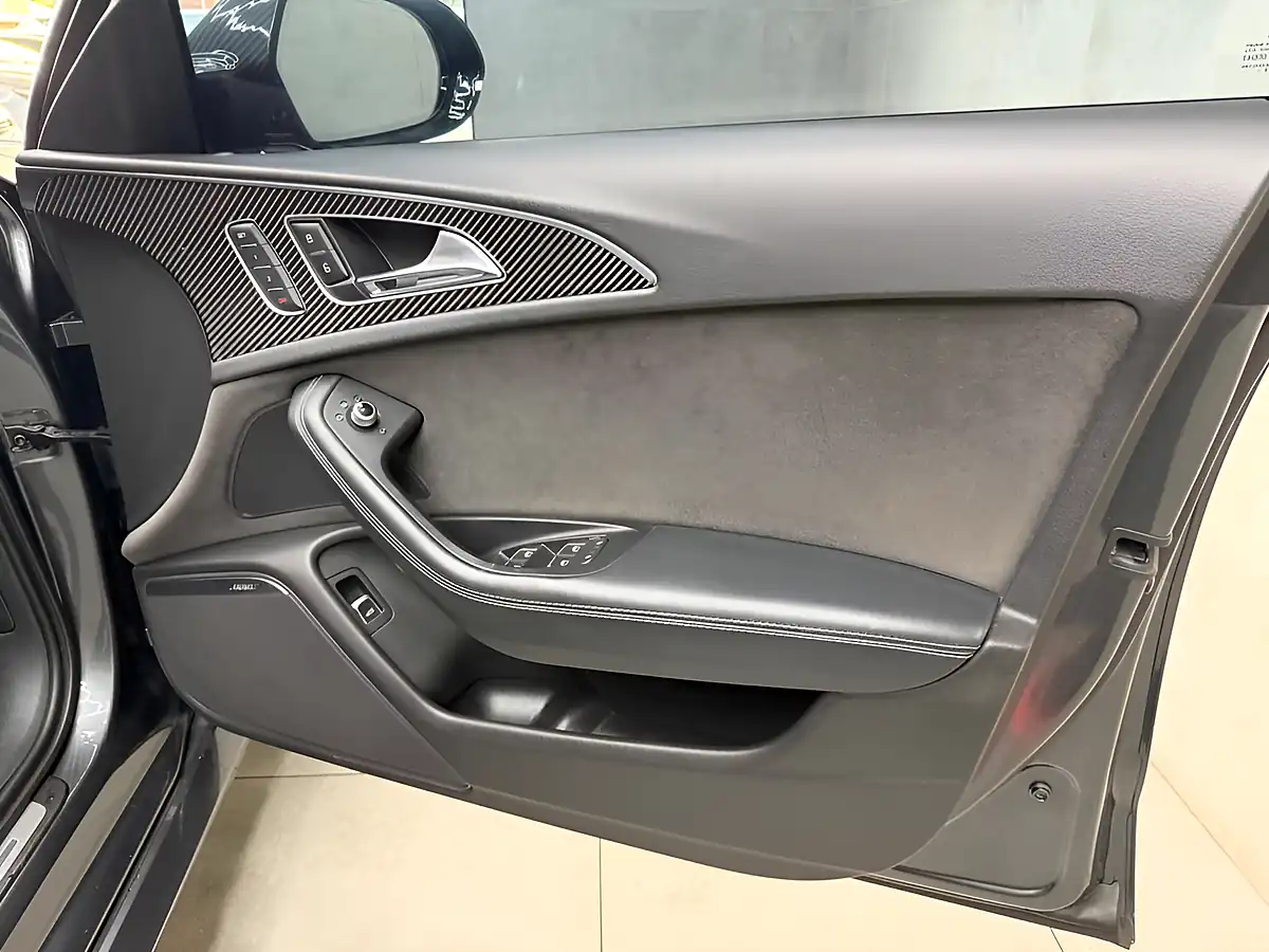 Used 2016 Audi RS6 Avant Avant Grey - Interior and Exterior details 13