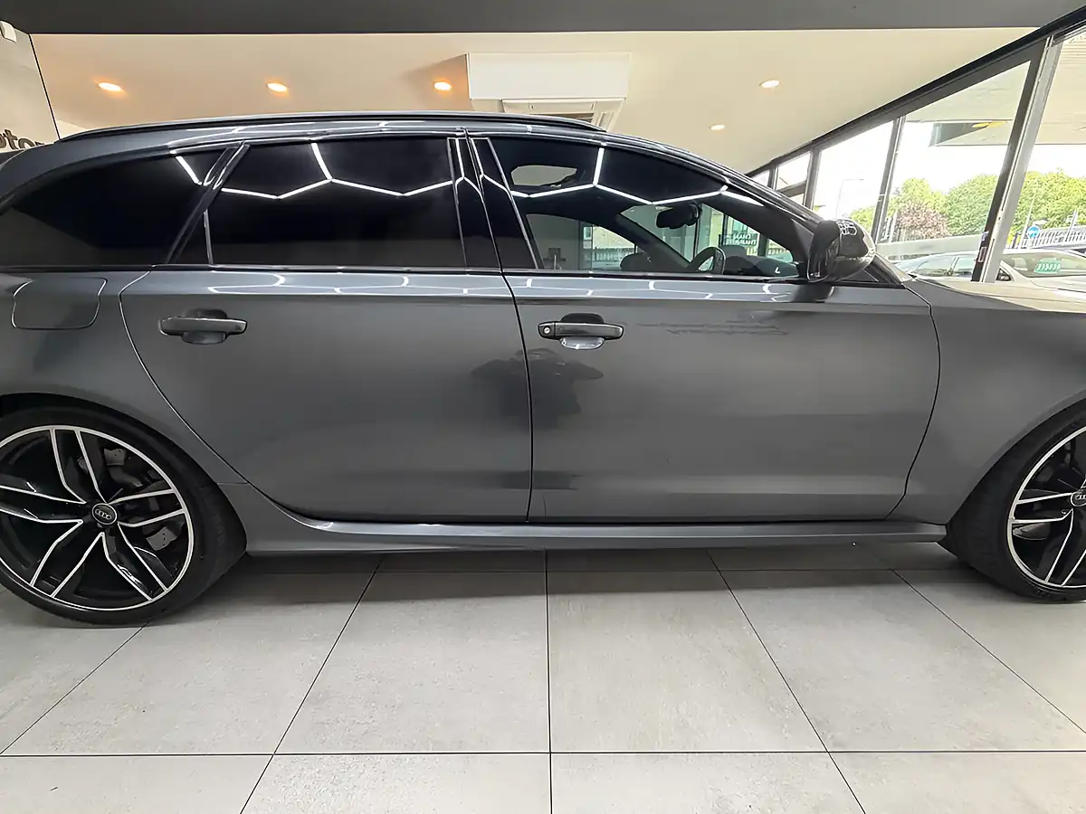 Used 2016 Audi RS6 Avant Avant Grey - Interior and Exterior details 8