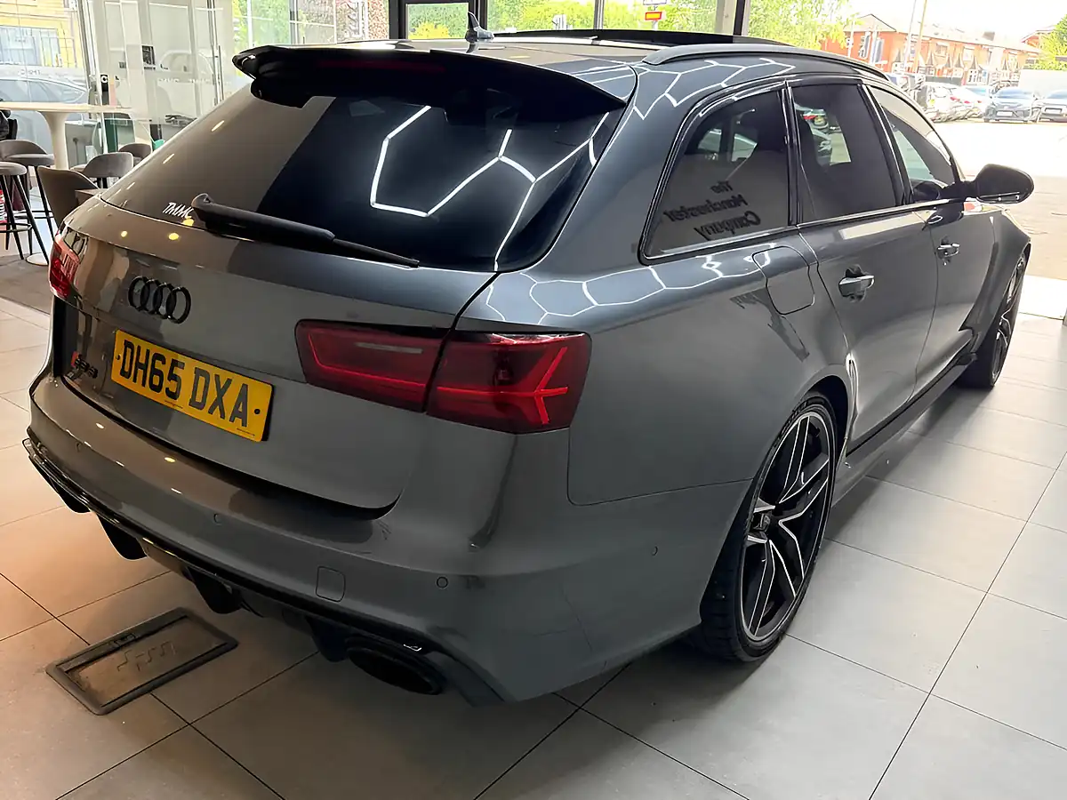 Used 2016 Audi RS6 Avant Avant Grey - Interior and Exterior details 9