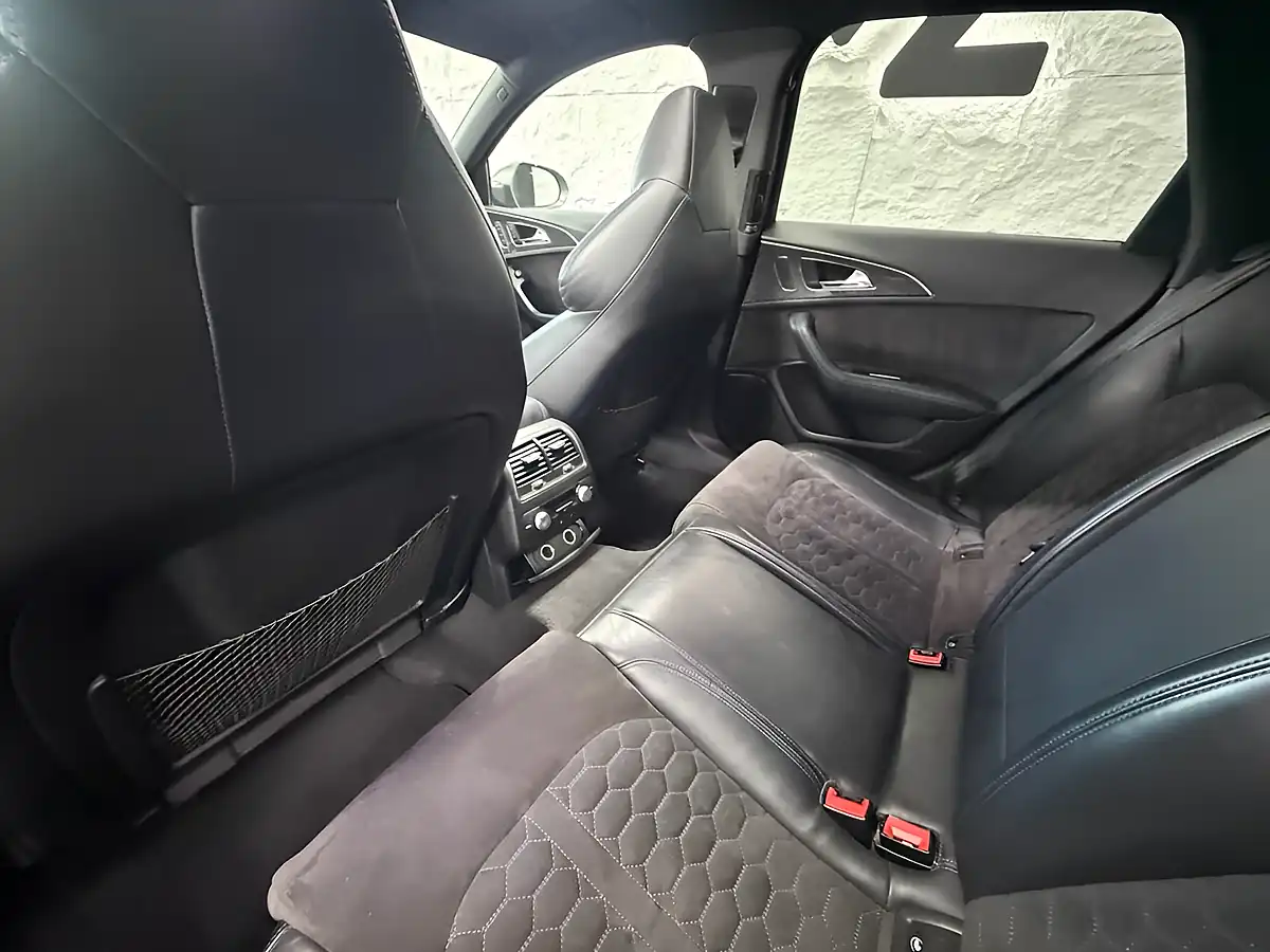 Used 2016 Audi RS6 Avant Performance Grey - Interior and Exterior details 16