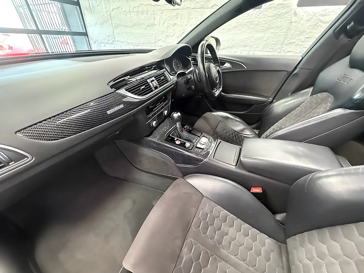 Used 2016 Audi RS6 Avant Performance Grey - Interior and Exterior details 19