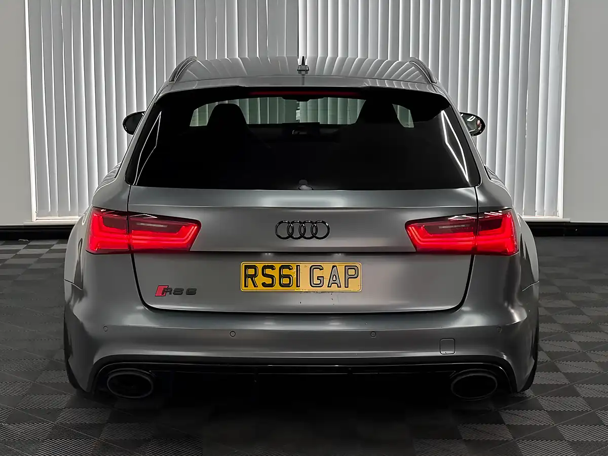 Used 2016 Audi RS6 Avant Performance Grey - Interior and Exterior details 10