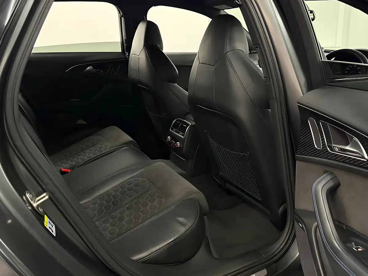 Used 2016 Audi RS6 Avant Performance Grey - Interior and Exterior details 13