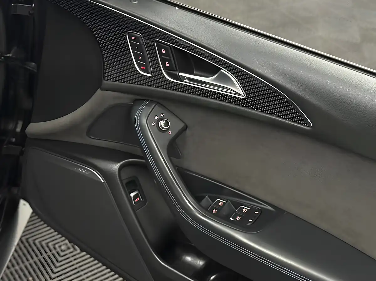 Used 2016 Audi RS6 Avant Performance Grey - Interior and Exterior details 15