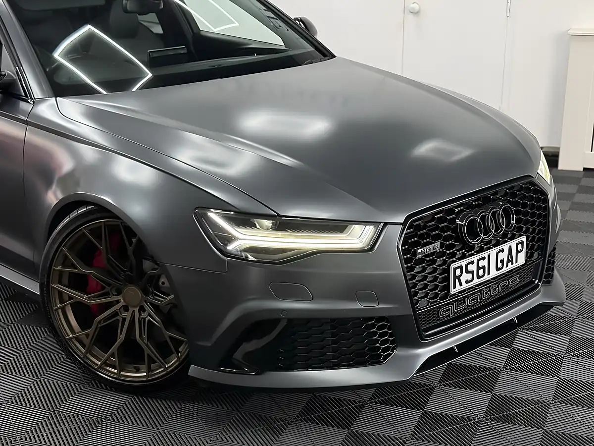 Used 2016 Audi RS6 Avant Performance Grey - Interior and Exterior details 9