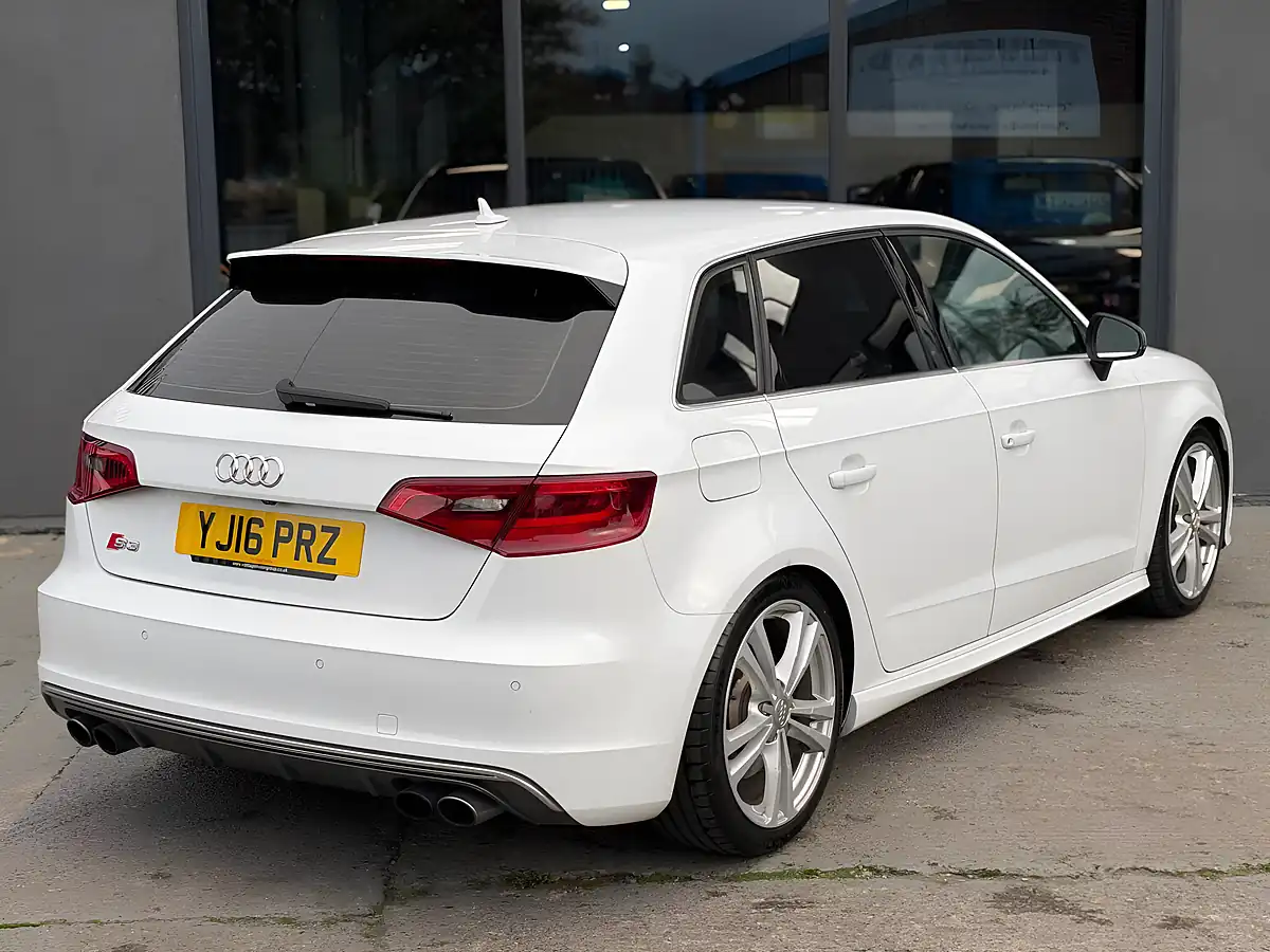 Used 2016 Audi S3 Sportback White - Interior and Exterior details 10