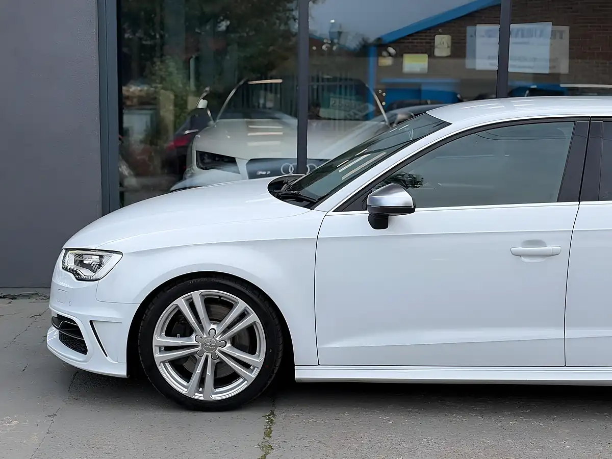 Used 2016 Audi S3 Sportback White - Interior and Exterior details 5