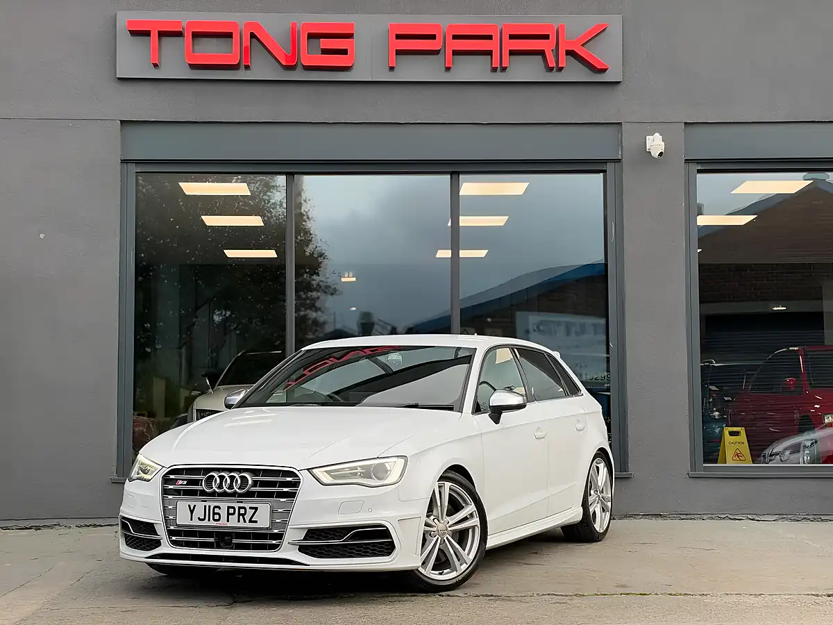 Used 2016 Audi S3 Sportback White - Interior and Exterior details 6