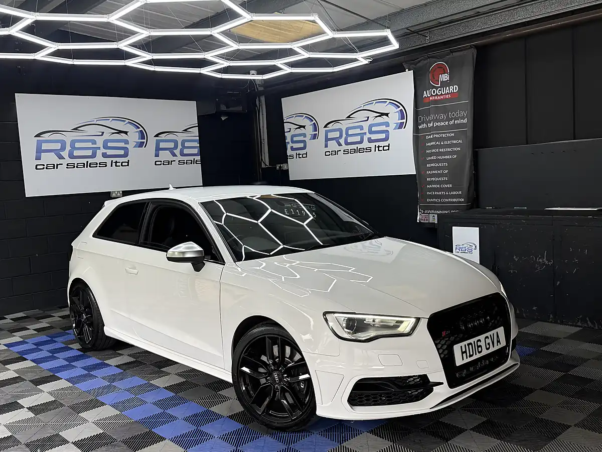 Used 2016 Audi S3 White - Front View