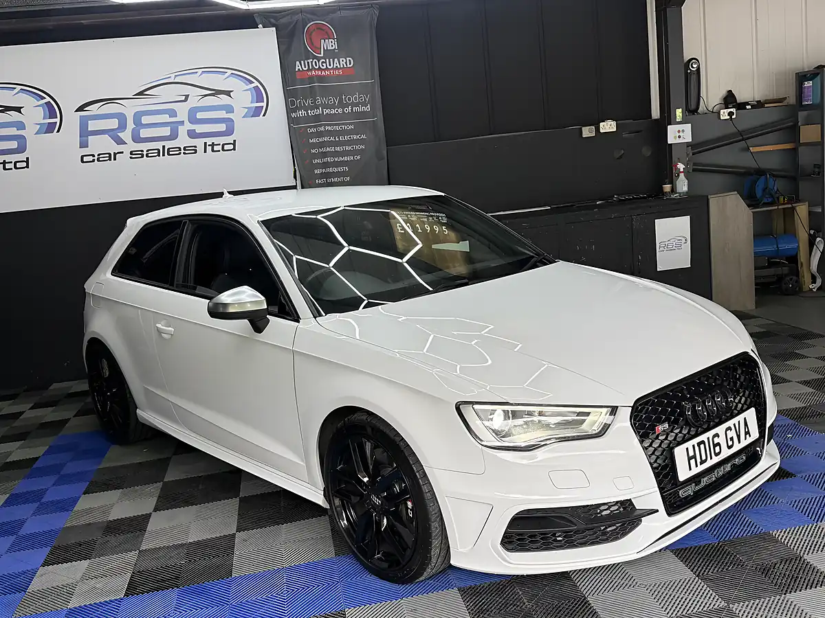 Used 2016 Audi S3 White - Interior and Exterior details 12