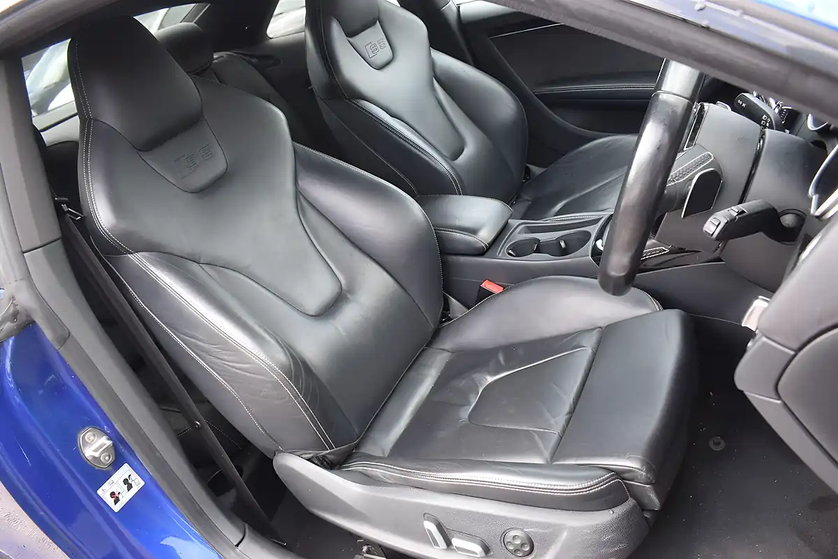 Used 2016 Audi S5 Black Edition Blue - Interior and Exterior details 4