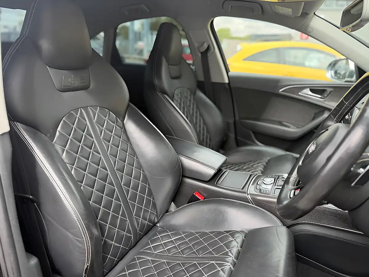 Used 2016 Audi S6 Saloon Black - Interior and Exterior details 10