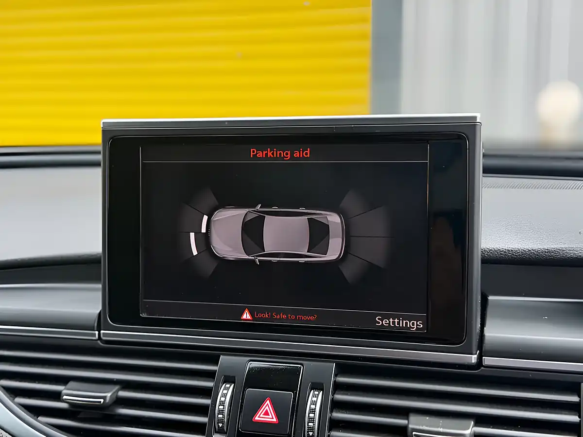 Used 2016 Audi S6 Saloon Black - Interior and Exterior details 13