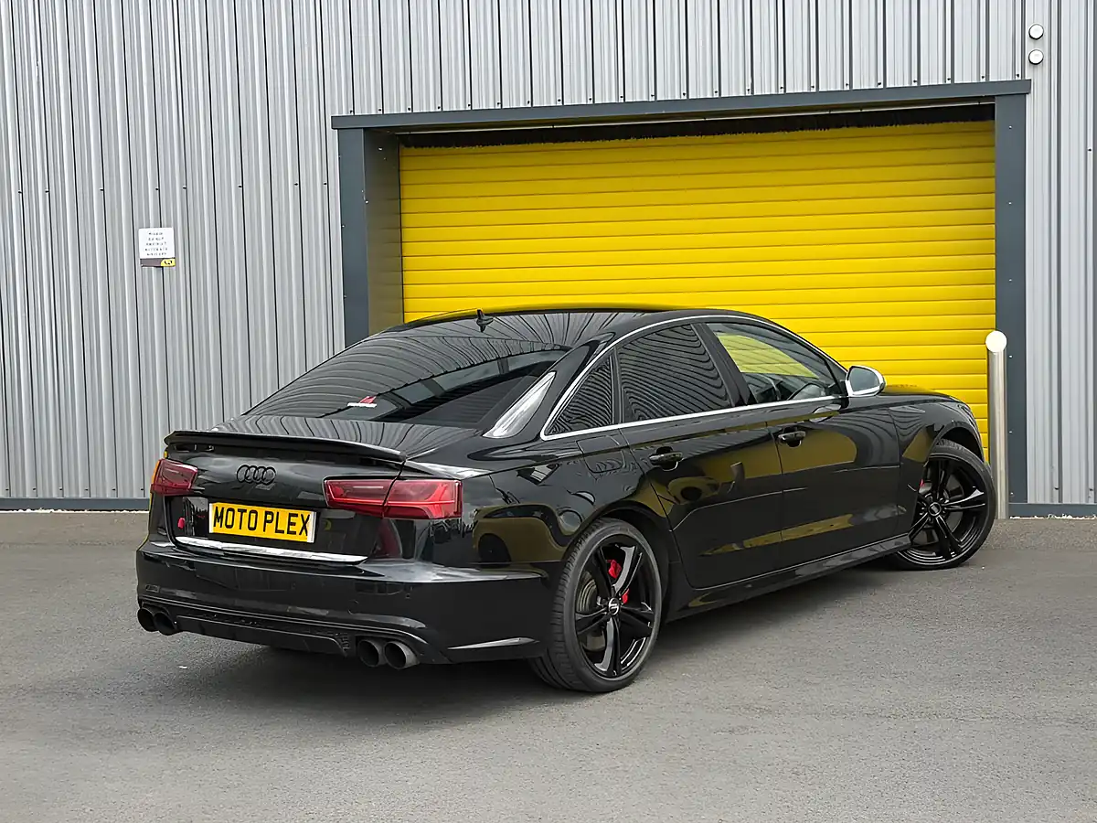 Used 2016 Audi S6 Saloon Black - Interior and Exterior details 15