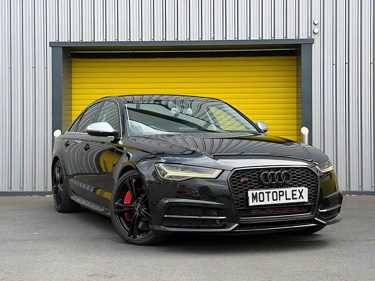 Used 2016 Audi S6 Saloon Black - Interior and Exterior details 3
