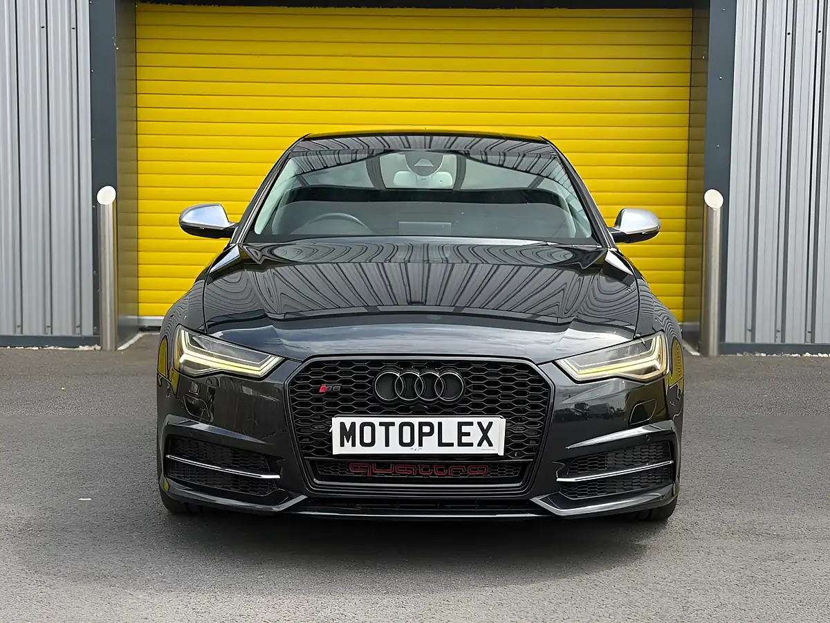 Used 2016 Audi S6 Saloon Black - Interior and Exterior details 4