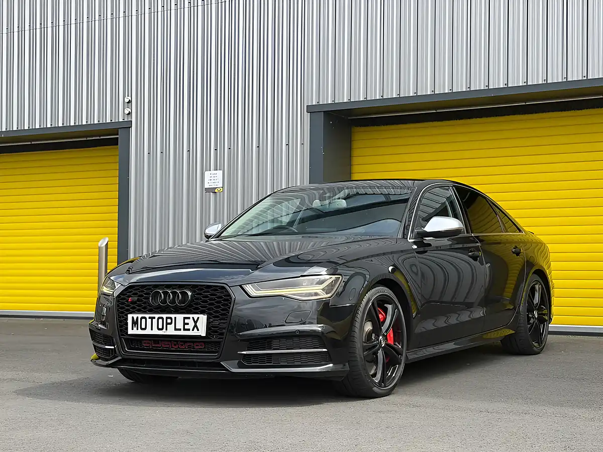 Used 2016 Audi S6 Saloon Black - Interior and Exterior details 5