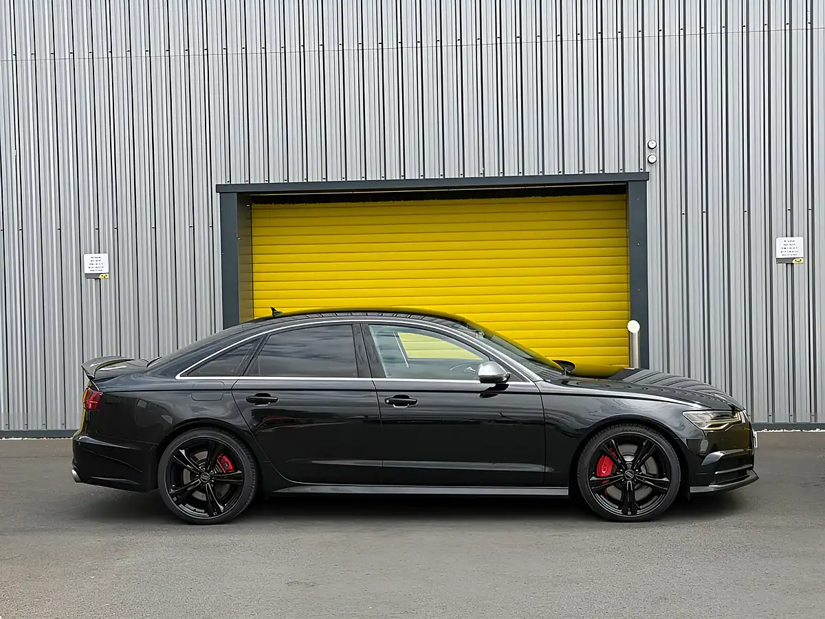 Used 2016 Audi S6 Saloon Black - Interior and Exterior details 6
