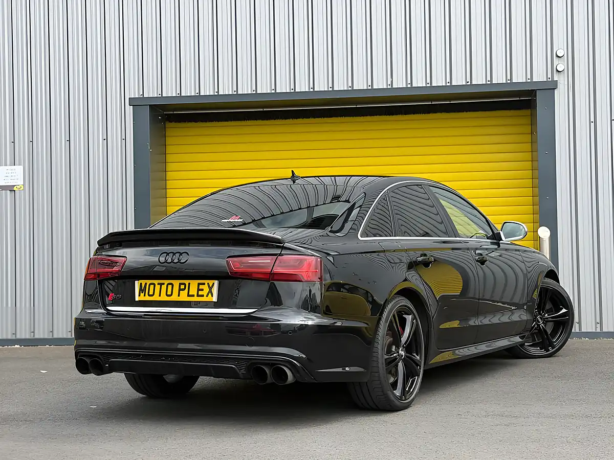 Used 2016 Audi S6 Saloon Black - Interior and Exterior details 7