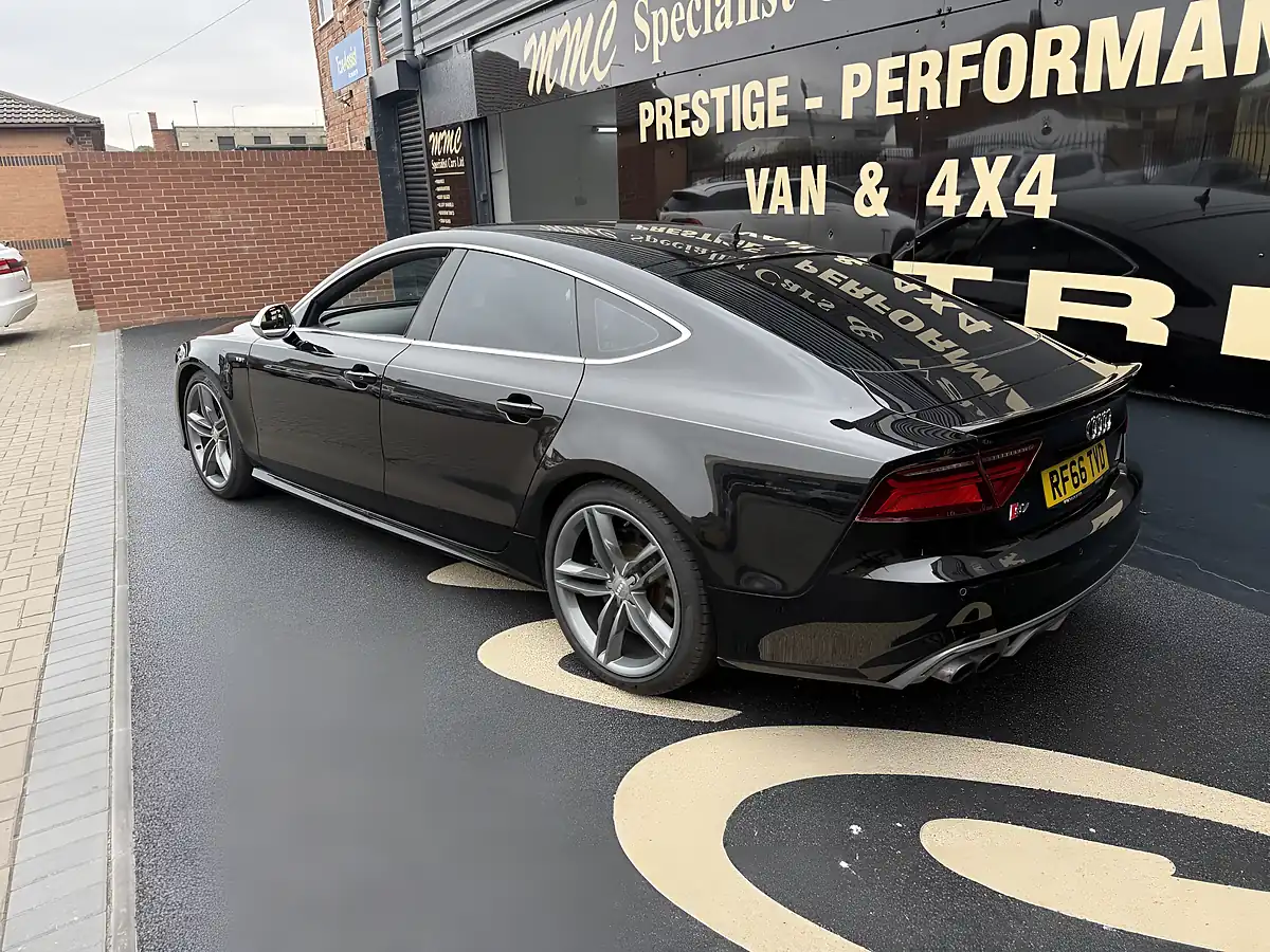 Used 2016 Audi S7 Black - Interior and Exterior details 5