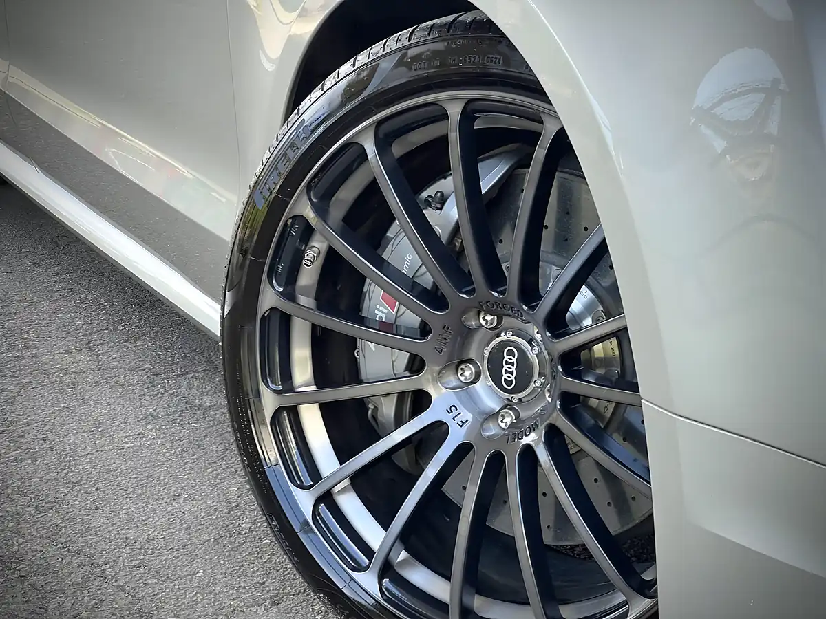Used 2016 Audi S8 Plus Oem Silver - Interior and Exterior details 4