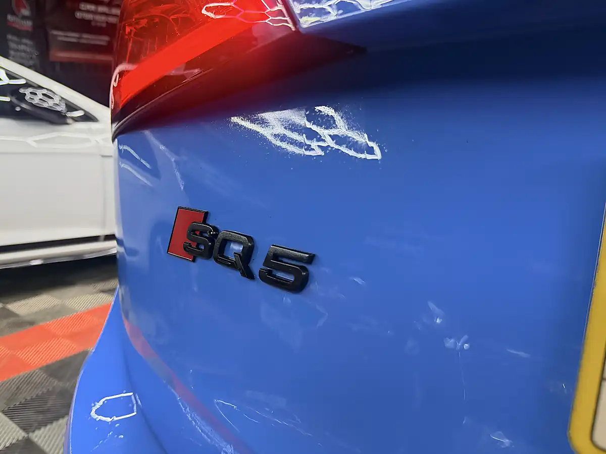 Used 2016 Audi SQ5 Blue - Interior and Exterior details 17