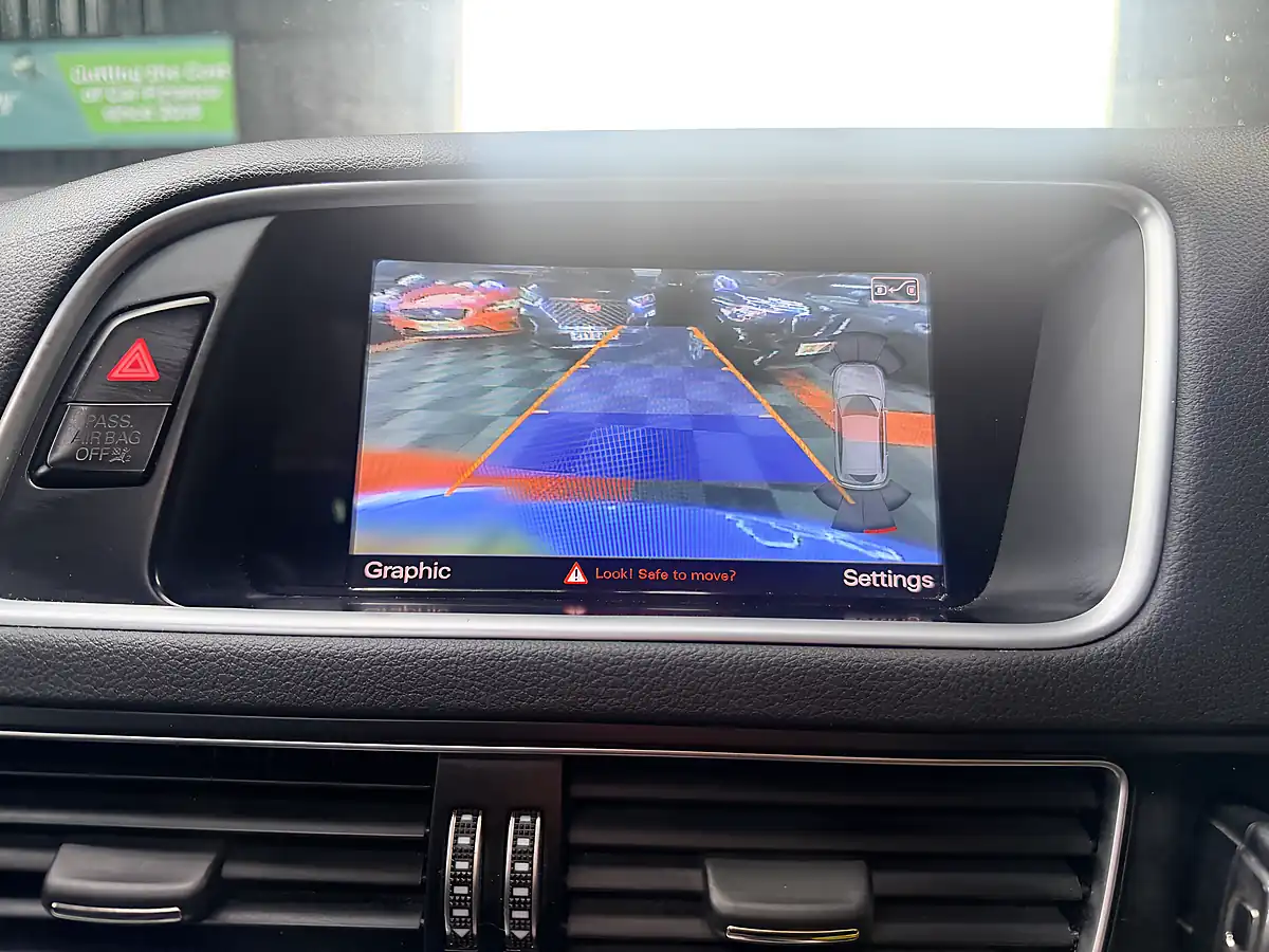 Used 2016 Audi SQ5 Blue - Interior and Exterior details 20