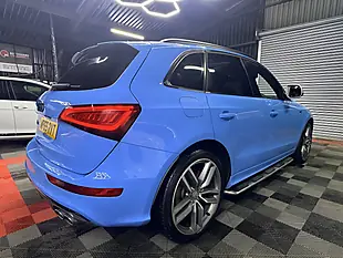 Used 2016 Audi SQ5 Blue - Interior and Exterior details 9