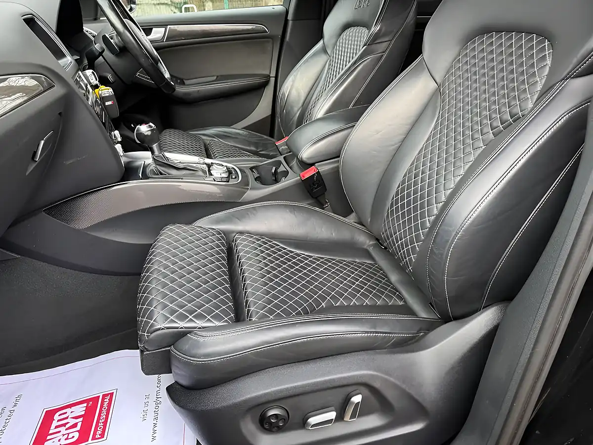 Used 2016 Audi SQ5 Plus Black - Interior and Exterior details 17