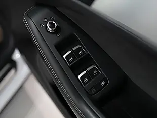 Used 2016 Audi SQ5 Plus Glacier White - Interior and Exterior details 10