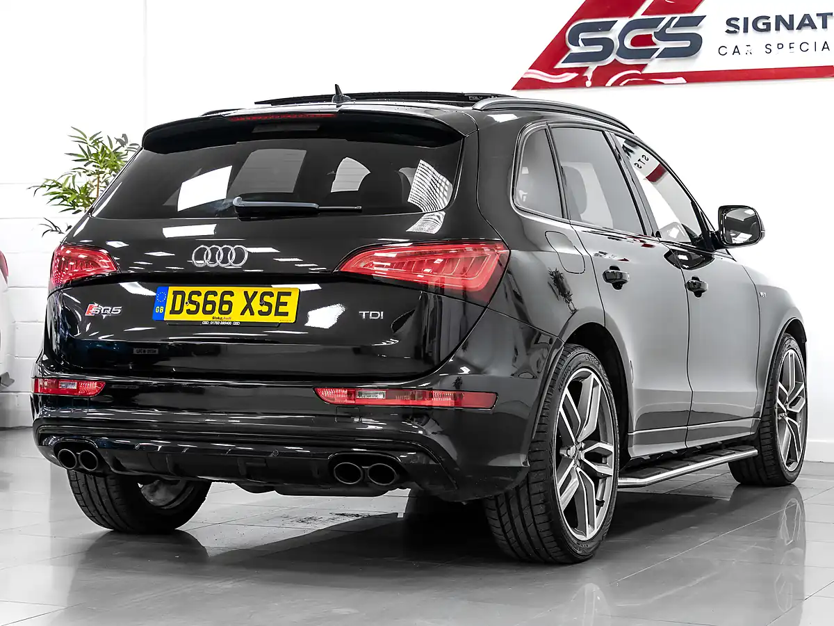 Used 2016 Audi SQ5 Plus Panther Black - Interior and Exterior details 4