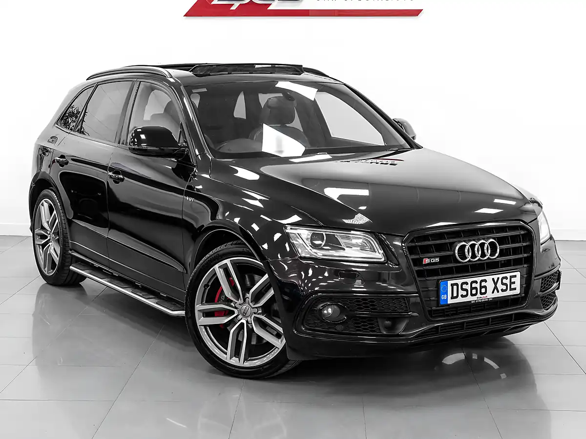 Used 2016 Audi SQ5 Plus Panther Black - Interior and Exterior details 7