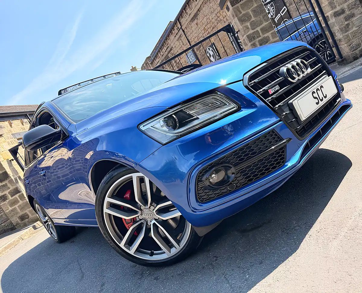 Used 2016 Audi SQ5 Sepang Blue - Interior and Exterior details 3
