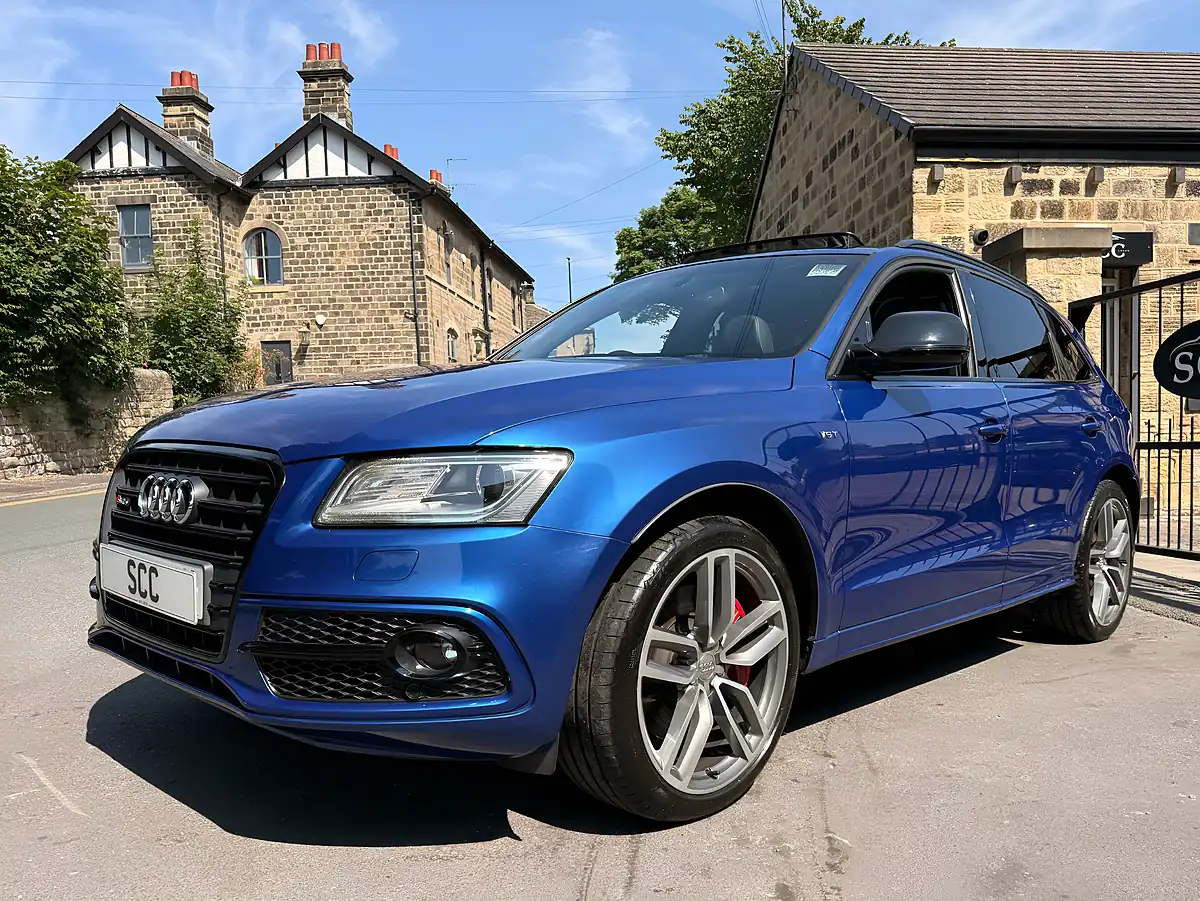 Used 2016 Audi SQ5 Sepang Blue - Interior and Exterior details 6