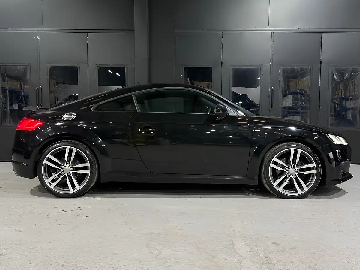 Used 2016 Audi Tt S Line Black - Interior and Exterior details 4