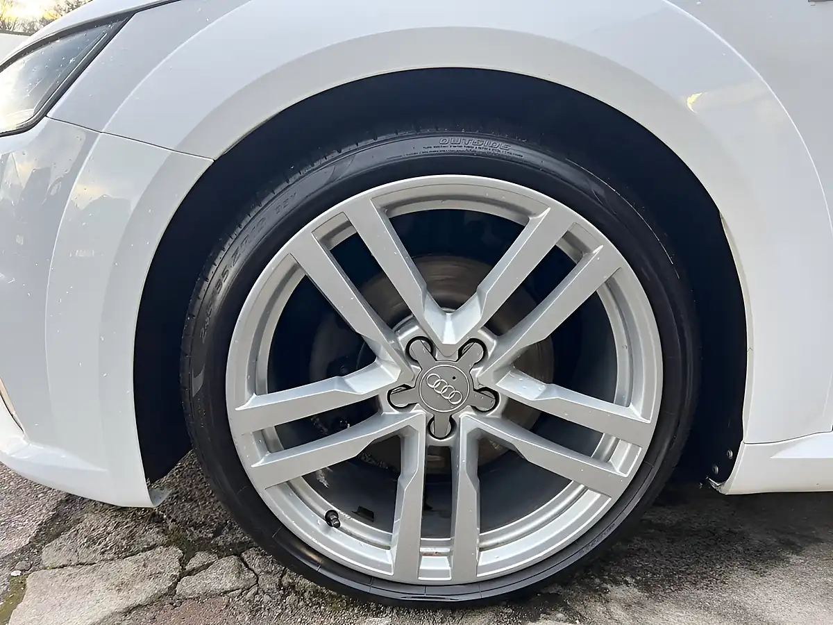 Used 2016 Audi Tt S Line White - Interior and Exterior details 9